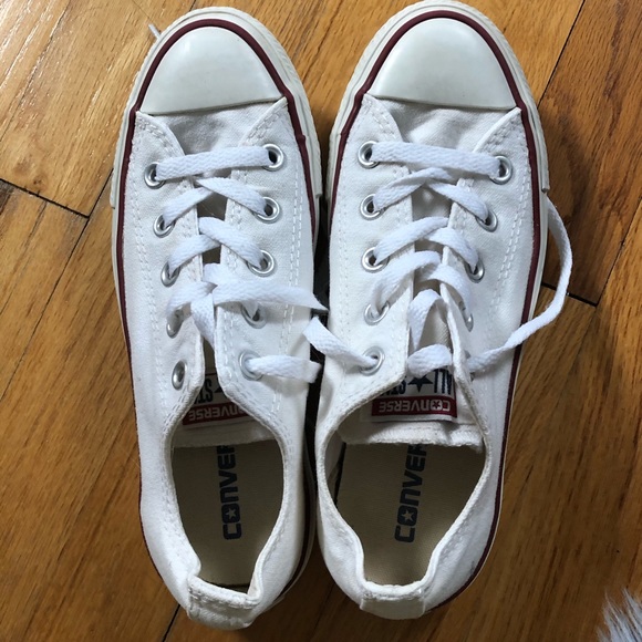White Converse - Picture 2 of 3